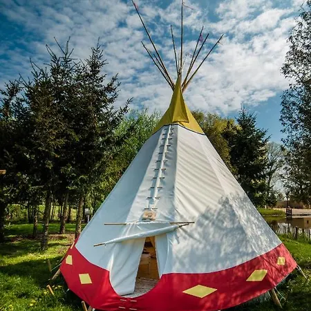 Iha Chapa Tipi Wioska Indiańska